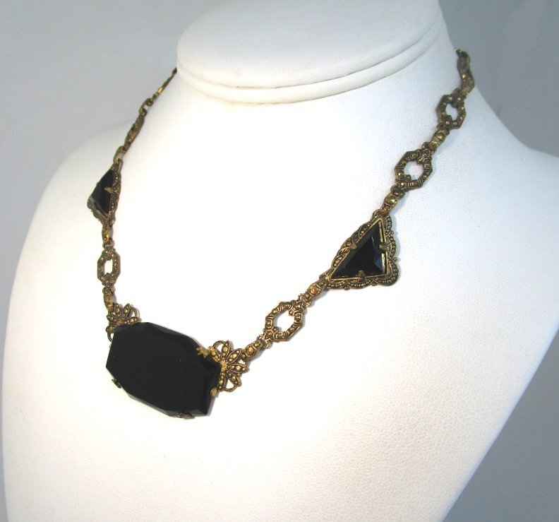 GP Brass Czech Glass Necklace 21.5 grams 16” end to end lot 46s5