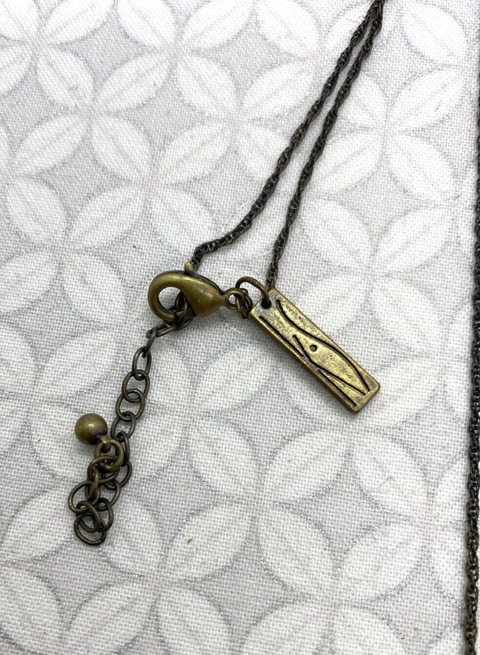 Vintage Kendra Scott Soma Swirl Necklace Antique Brass White Kyocera Opal Abbott