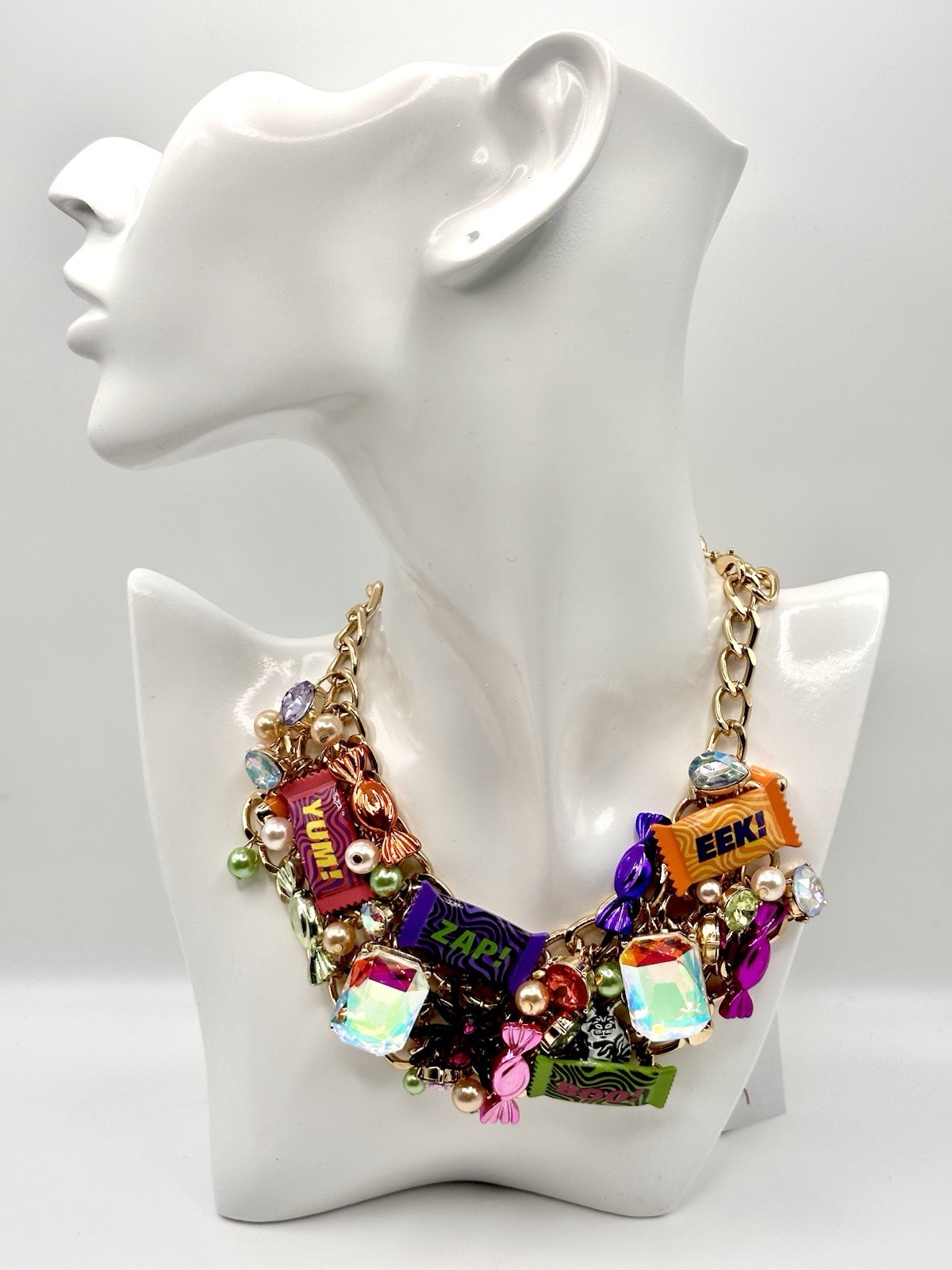 BETSEY JOHNSON Halloween Candy Necklace Glow In The Dark Gorgeous! NEW (VIDEO)