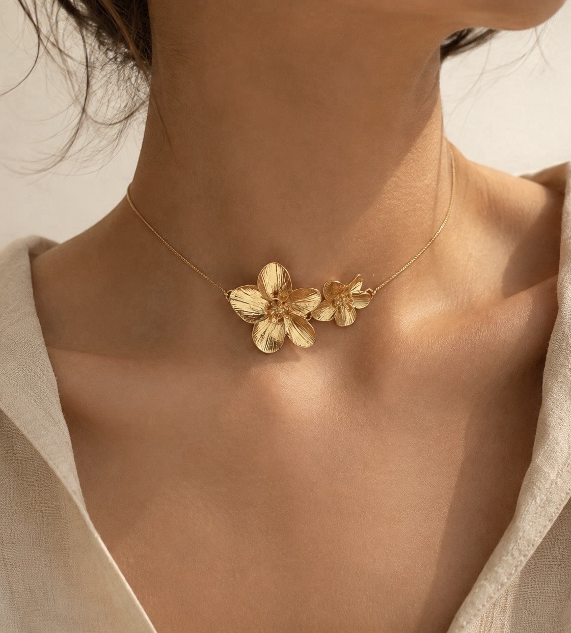 Gold Tone Floral Choker Necklace Adjustable Statement Necklace