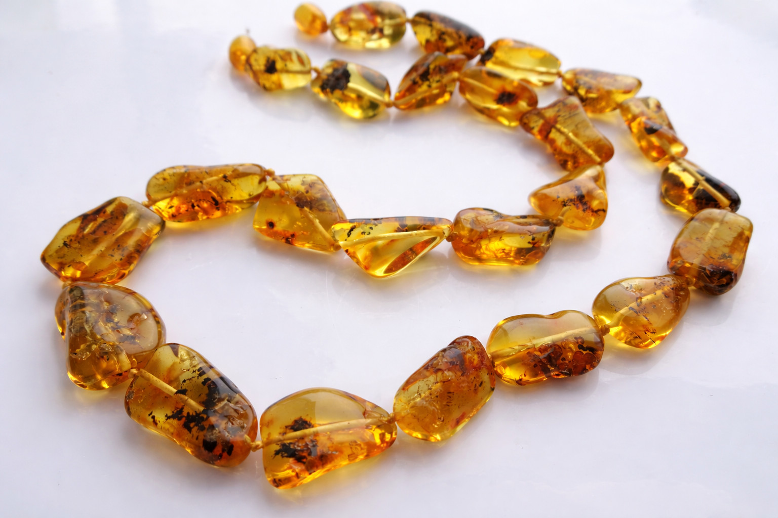 Natural Baltic Amber Necklace – Genuine Honey Yellow Amber – 48 cm – 24g