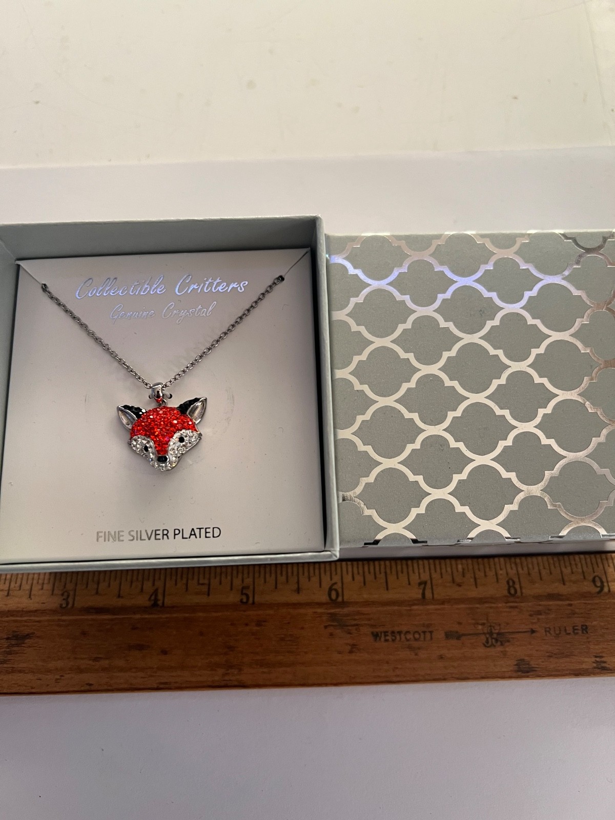 NEW COLLECTIBLE CRITTERS GENUINE CRYSTAL SILVER PLATED FOX PENDANT WITH CHAIN