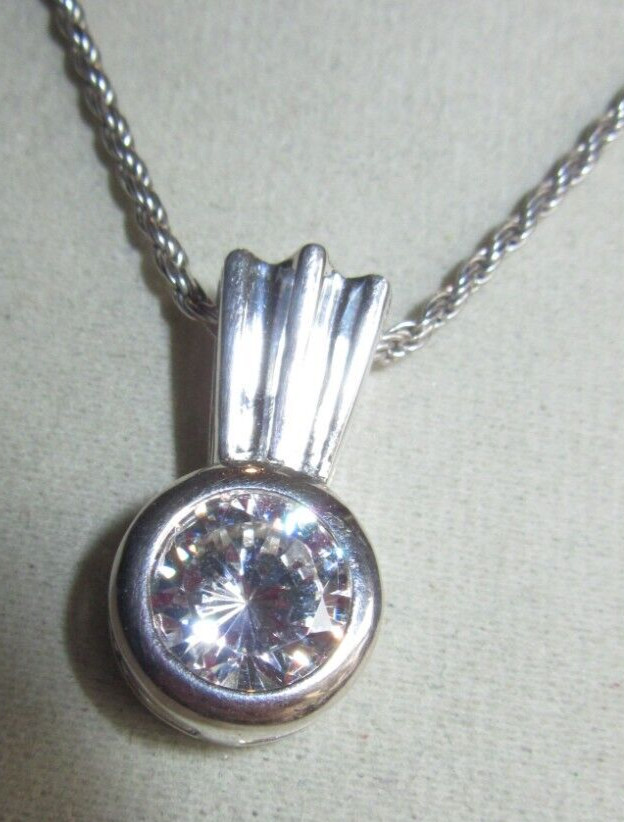 925 silver lab created CZ pendant on an 18″ long 925 Italy silver rope chain