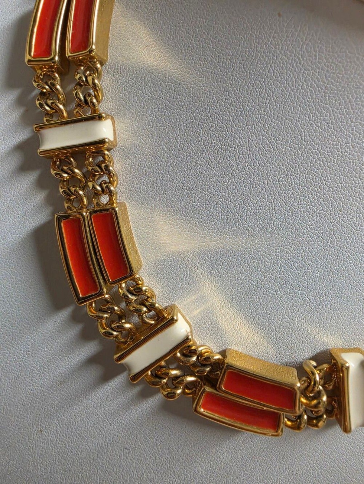 Vintage St. John Curb Dbl Chain 22kgp Coral/orange and White Enamel Choker