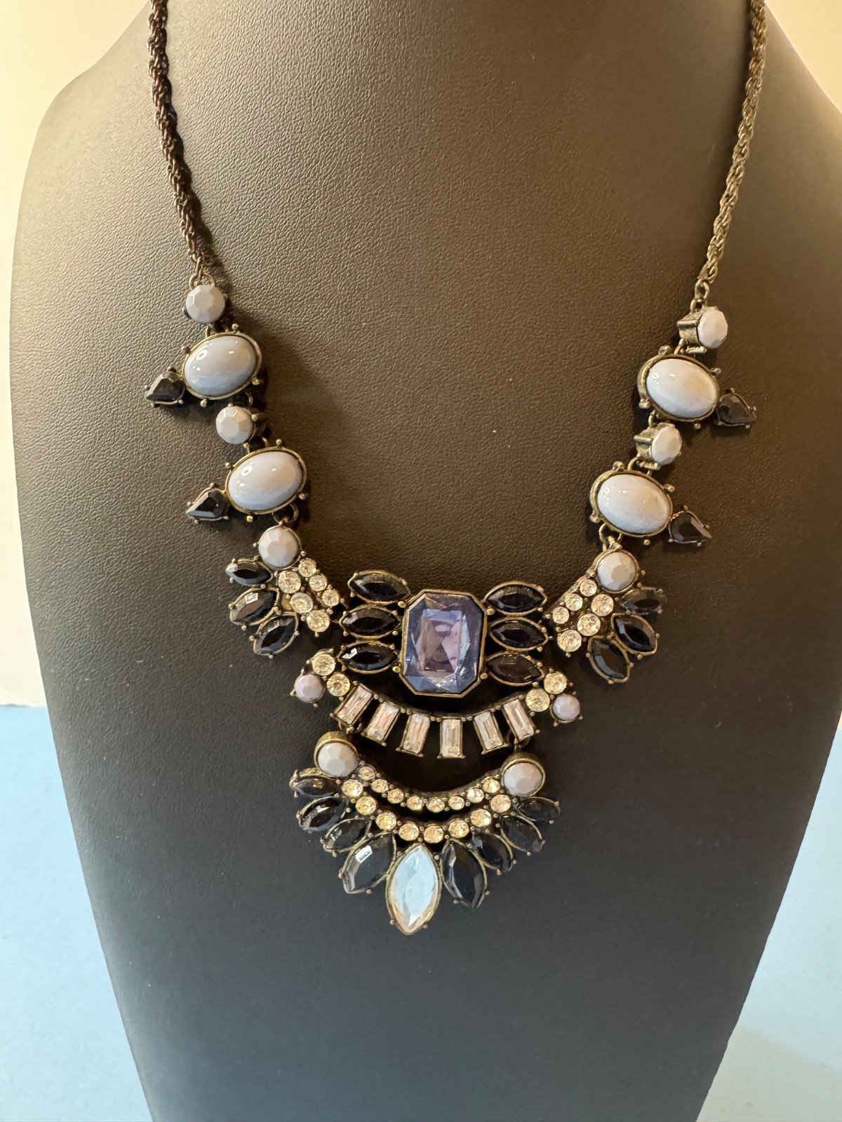 Vintage 90s Victorian Style Rhinestone & Acrylic Cabochon Necklace