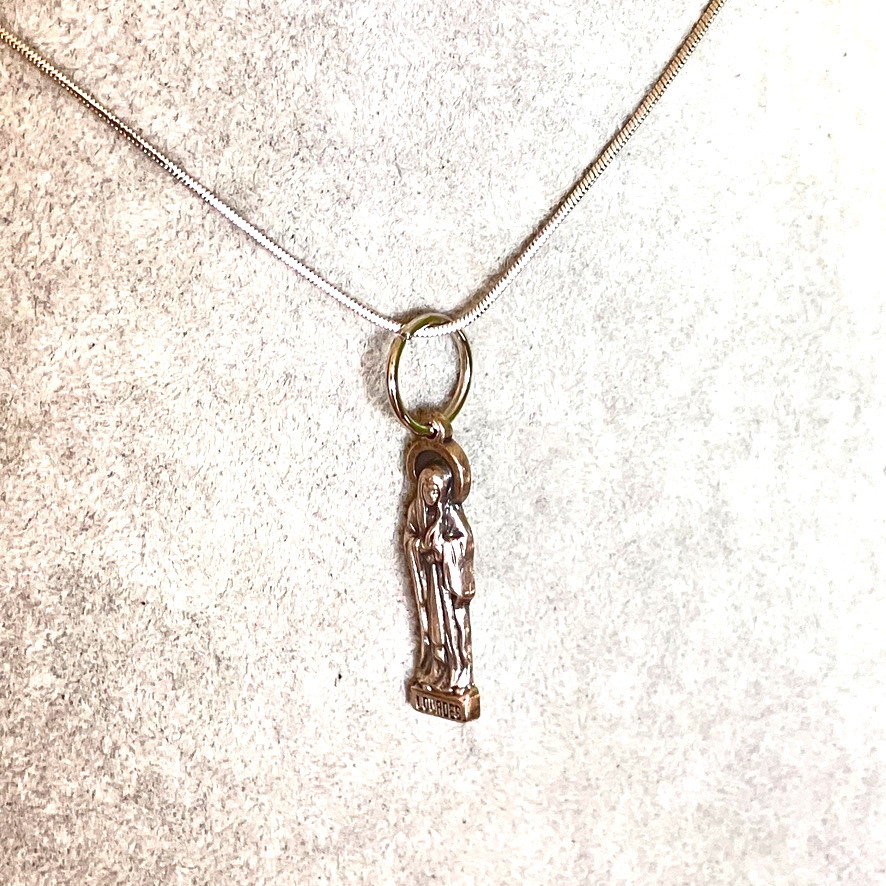 Our Lady of Lourdes pendant necklace 48cm vintage religious costume jewellery