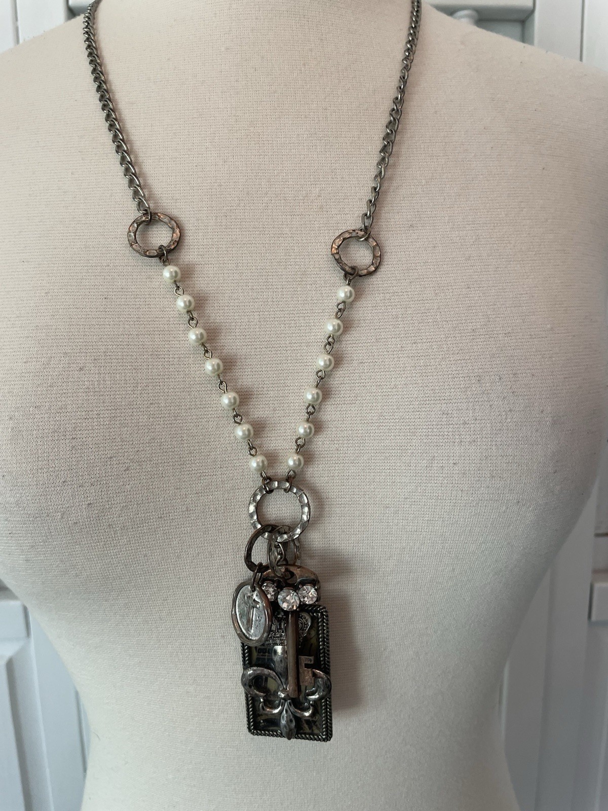 Parisian Themed Multiple Pendant Costume Necklace, Key, Pearls, Fleur-de-lis 34″