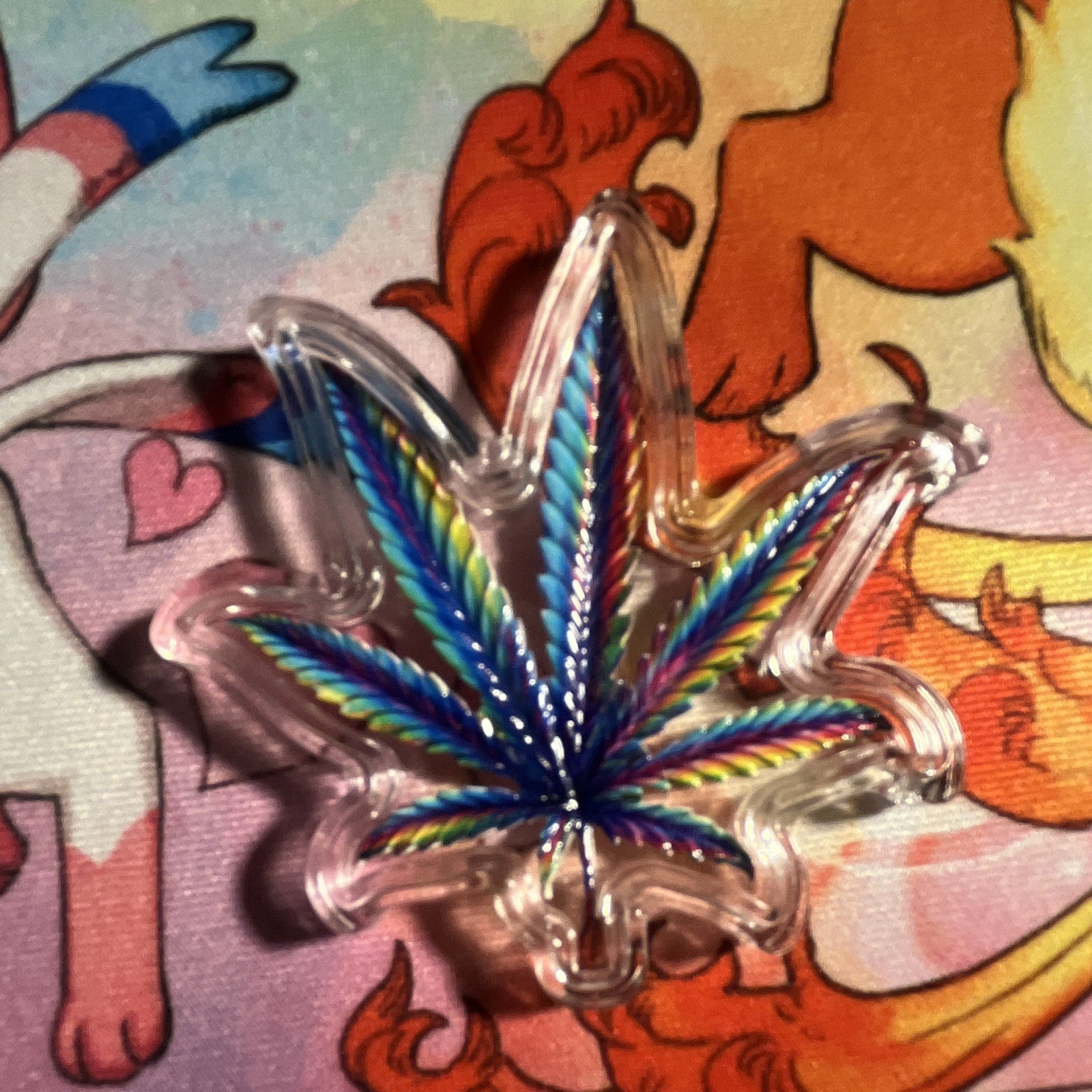 Leaf-Shaped Multicolor Clear Plastic Charm Pendant, Plants & Flowers Theme