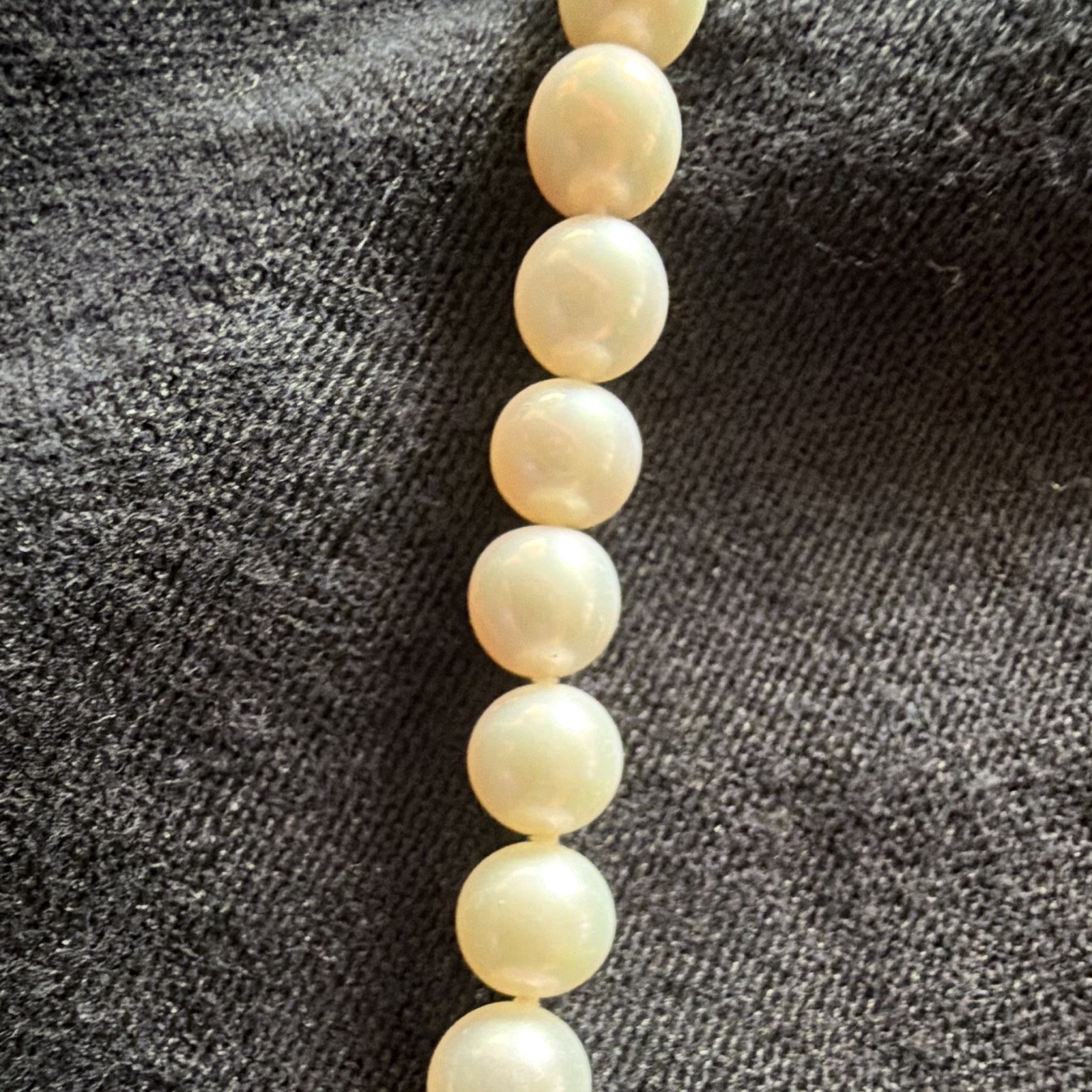White Faux Pearl Round Beaded Necklace, Ball/Bead Chain, Silver Tone Hook