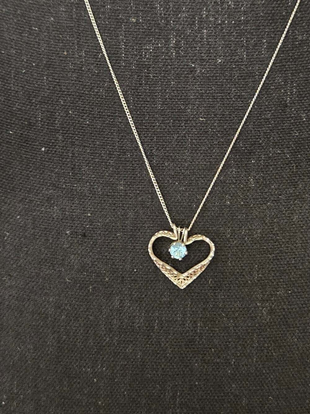 Silver Tone Filigree Heart Necklace with Blue Solitaire Stone untested