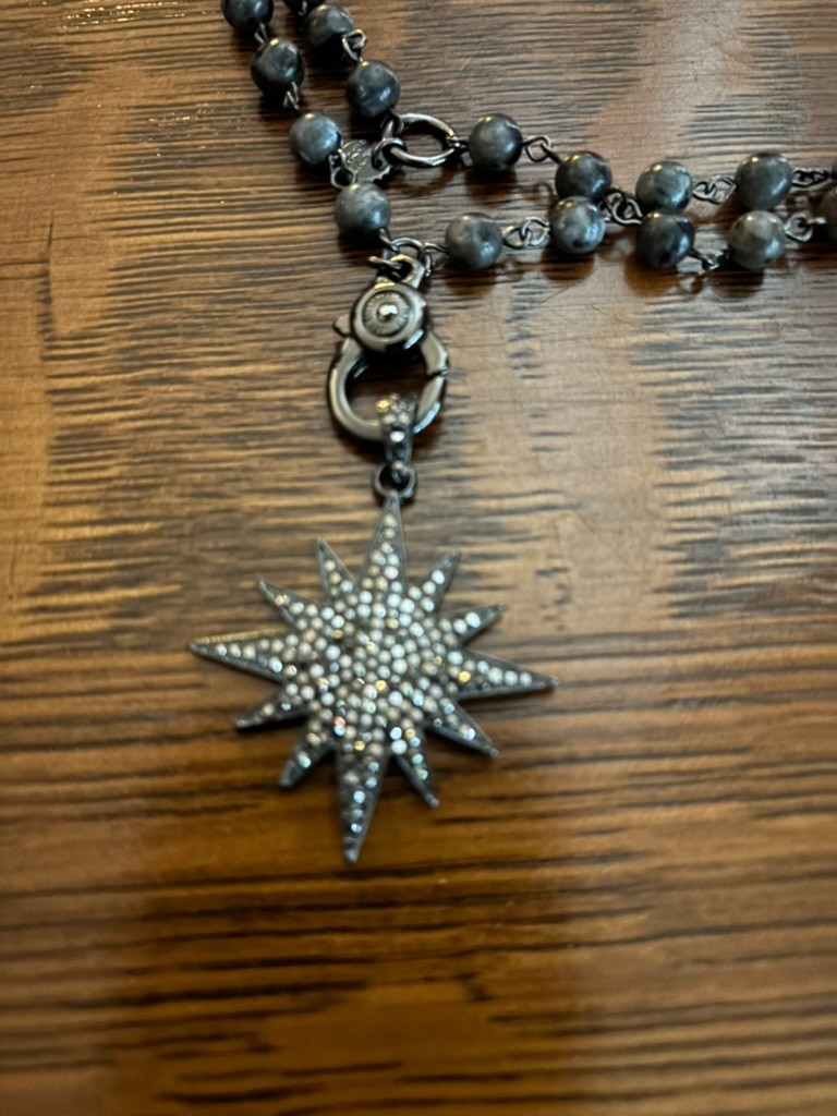 Marlyn Schiff Black Sparkle Star Necklace, New, Never Worn, App. 36″ chain