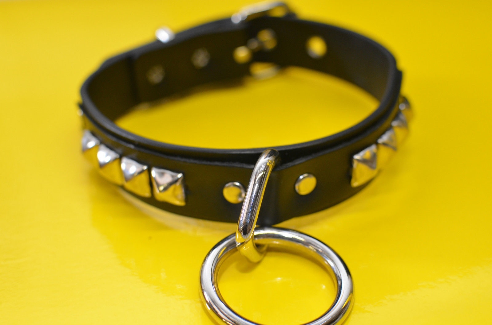 Studded Large Ring Sub Bondage Choker Genuine Leather Punk Gothic Death Rock