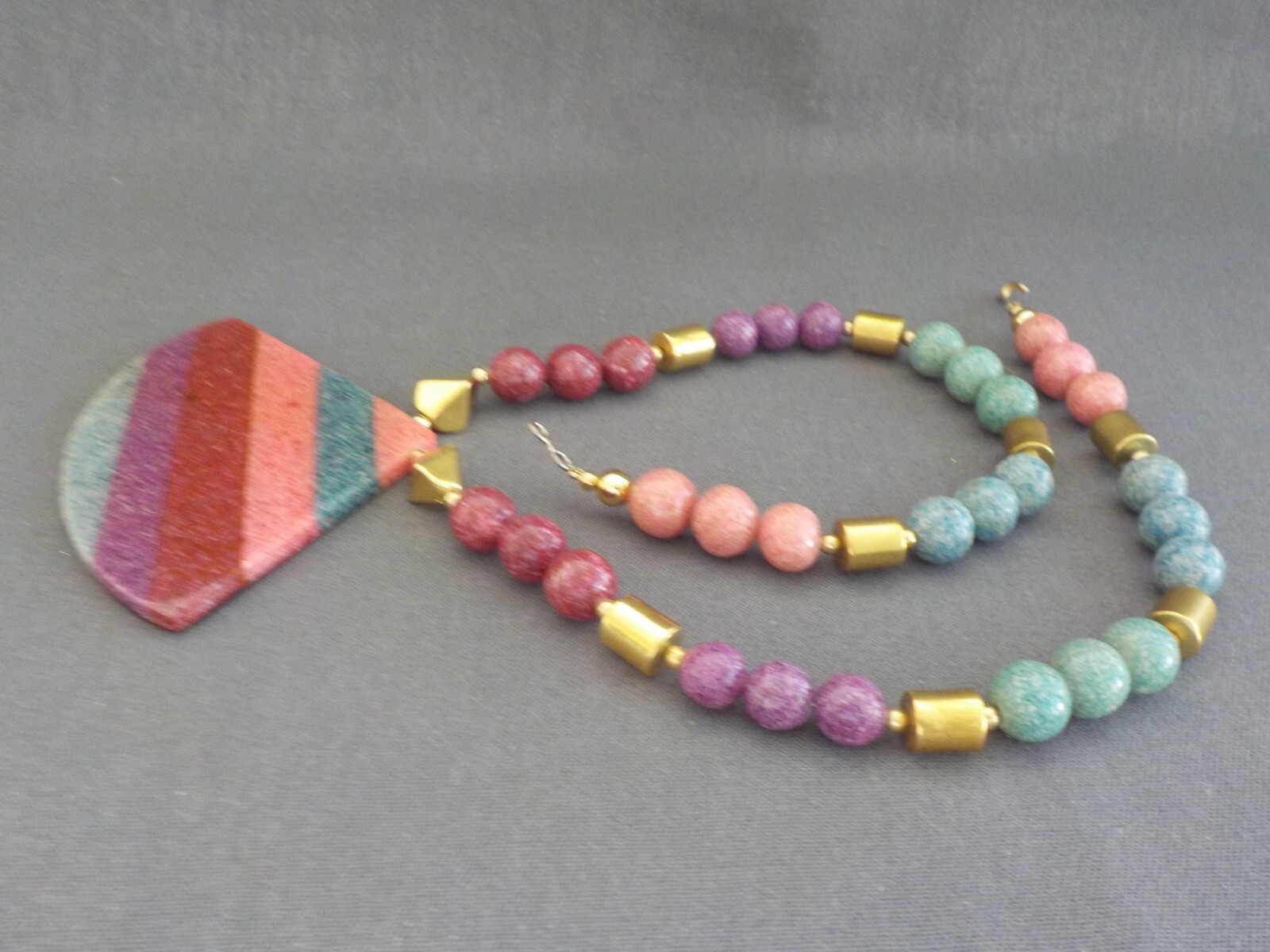 Triangle Necklace & Pierced Earrings Plastic Metal Green Purple Dark Red Blue