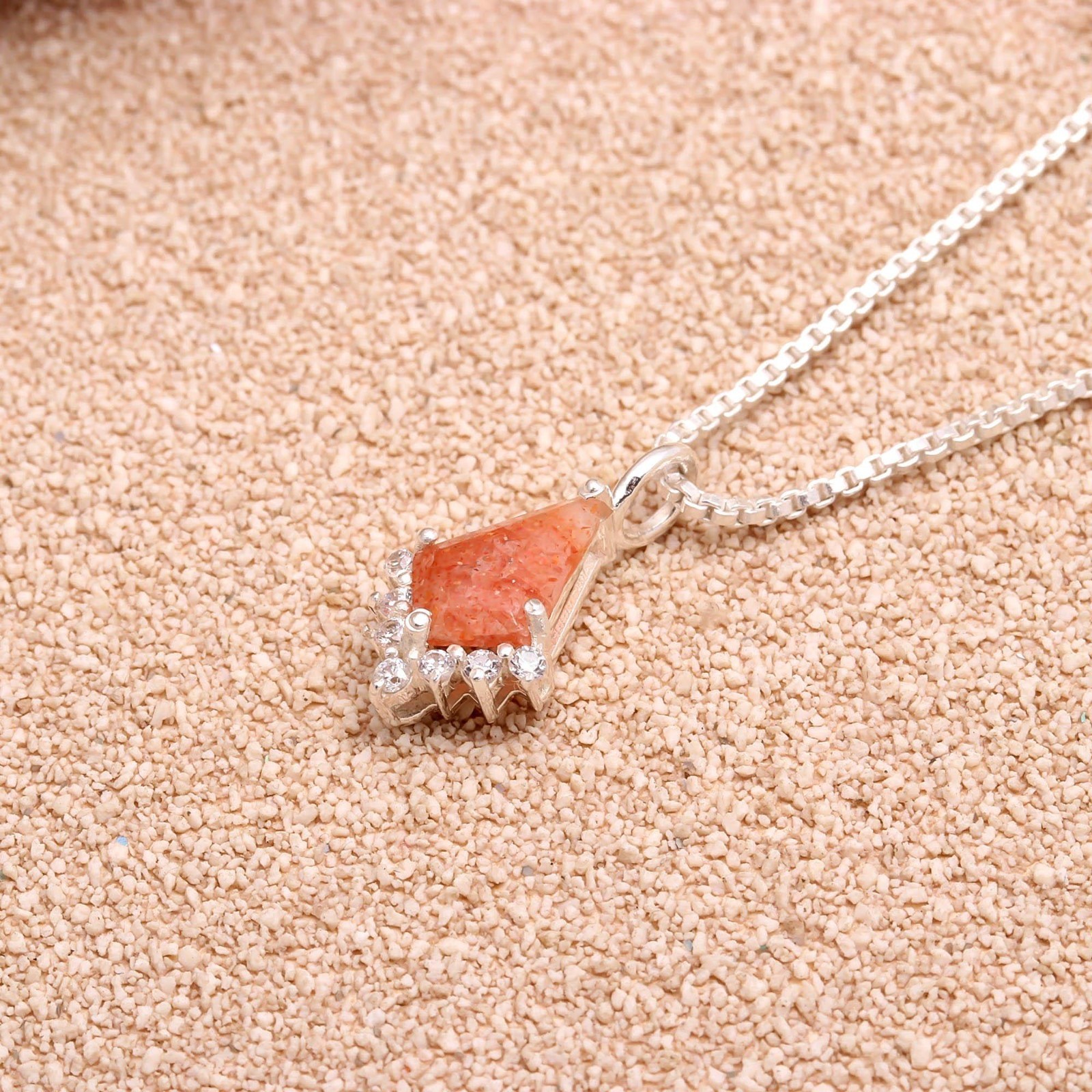 100% Natural Sunstone Kite Chain Necklace 925 Sterling Silver Moissanite Jewelry