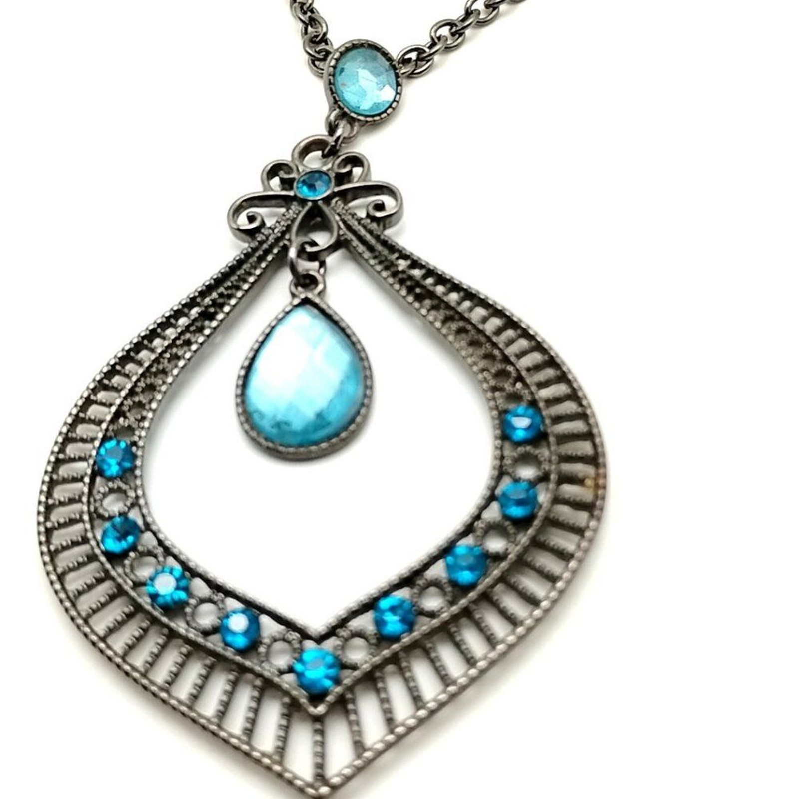 Art Deco Style Blue Crystal Pendant Vintage-Inspired Long Statement Necklace
