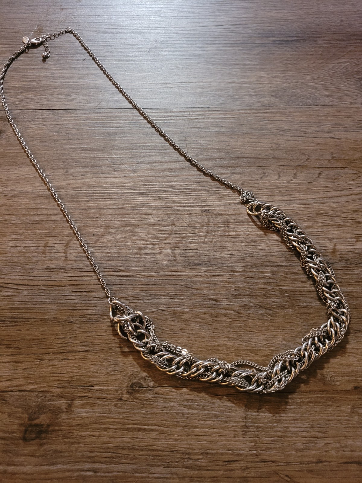 AEO American Eagle Outfitters Silver Tone Necklace Chain Women’s Fashion Jewelry