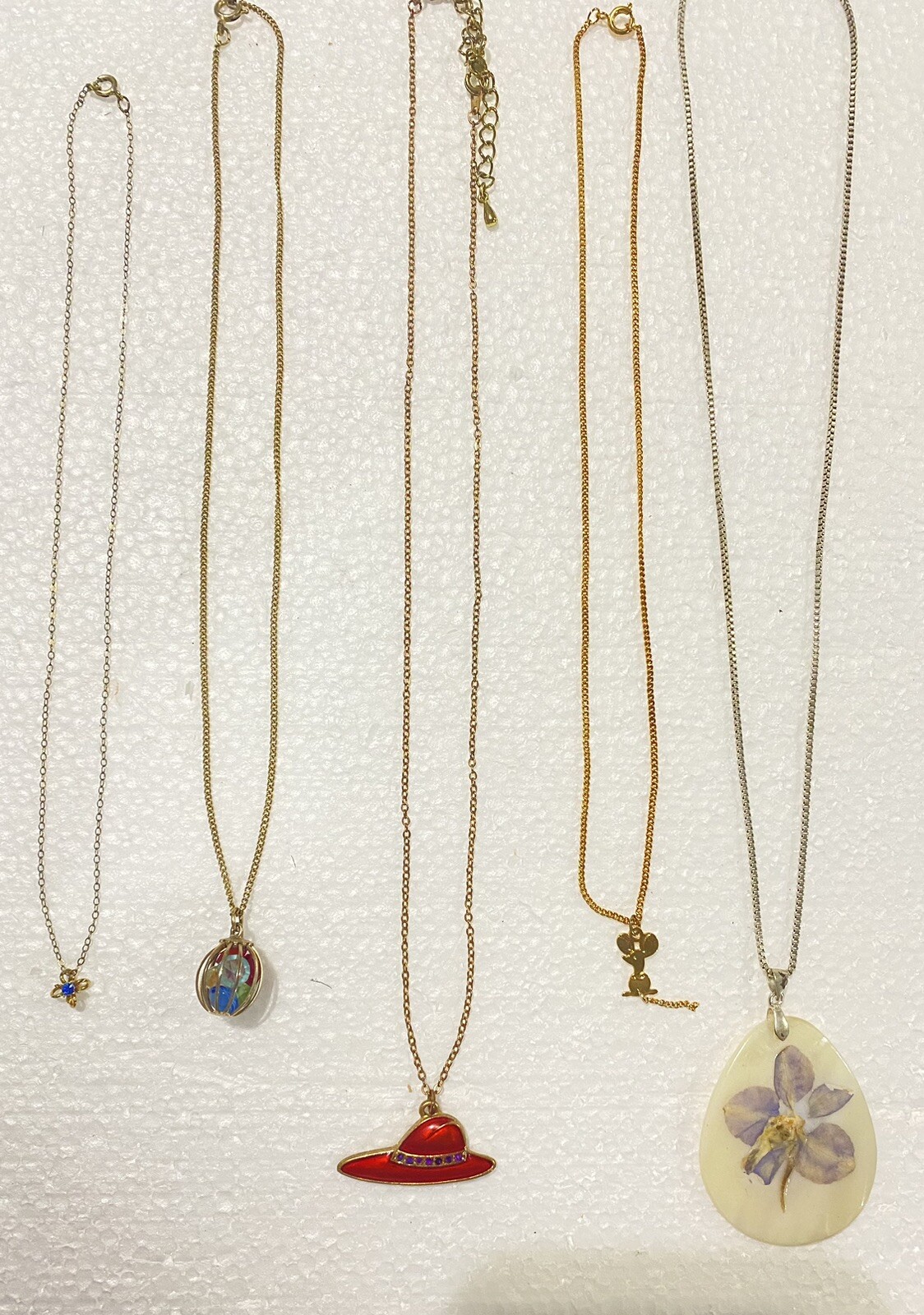 Assorted Lot Of Dainty Necklaces X 5. Preowned