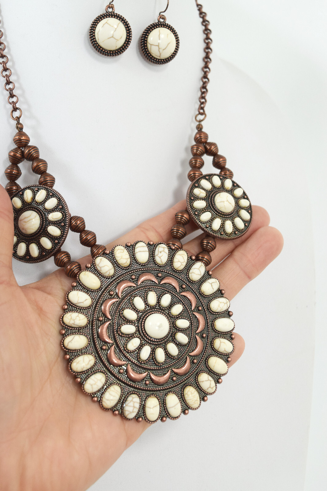 Western White Bohemian Round squash blossom Concho Pendant statement Necklace