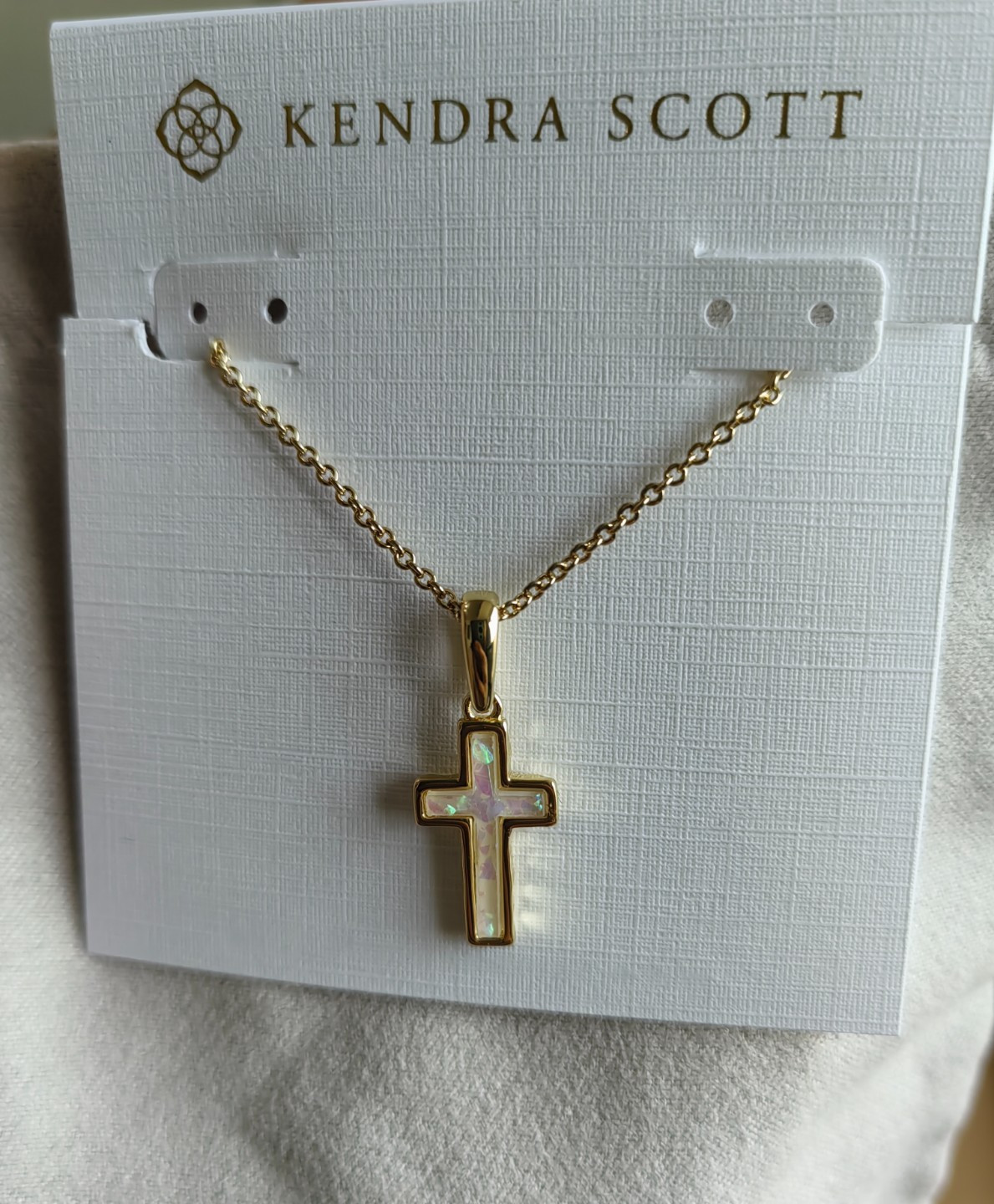 ✨🕊️Classic Cross Natural Mother of Pearl Pendant Gold Pearl Pendant Necklace