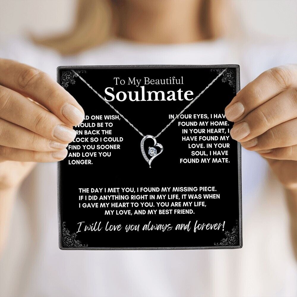 To My Soulmate/Wife Necklace Gift for Valentine Fiancée/Girlfriend Gifts for Her