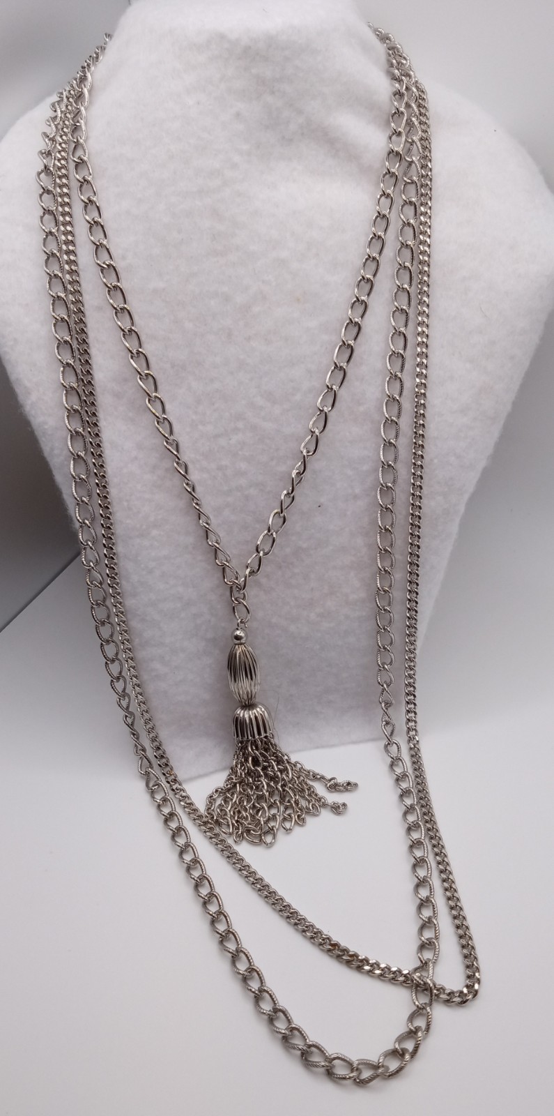 Tassel Silver Tone Necklace, 18″ Layered w/ 2 Longer Curb chains, Stylish