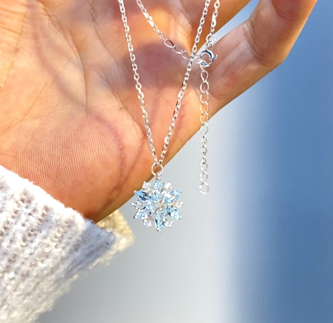Snowflake Silver Pave Blue Cubic Zirconia Pendant Chain Necklace
