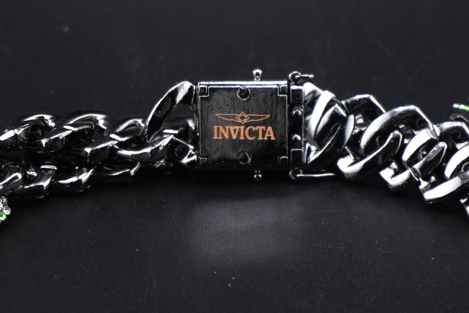 Neckless – Invicta Elements Men’s 21″ Drip Chain Necklace, Arctic Camo 15mm