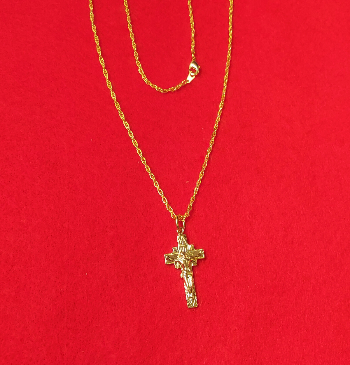 14KT GOLD PLATED CROSS JESUS CRUCIFIX CHARM WITH 16 INCH ROPE NECKLACE- 1613