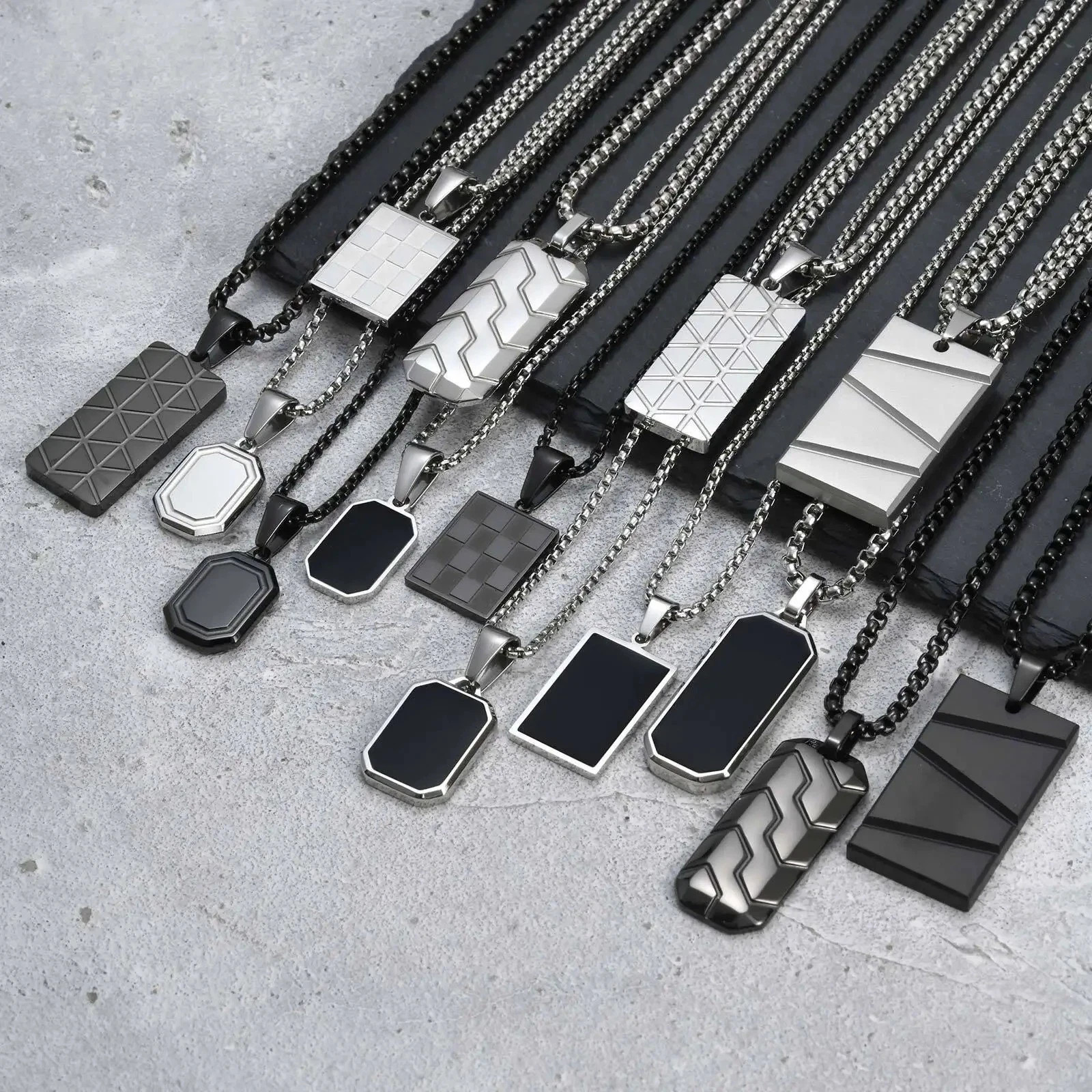 Vnox Small Dog Tag Pendant Necklace for Men Boys Stainless Steel Box Chain Gift