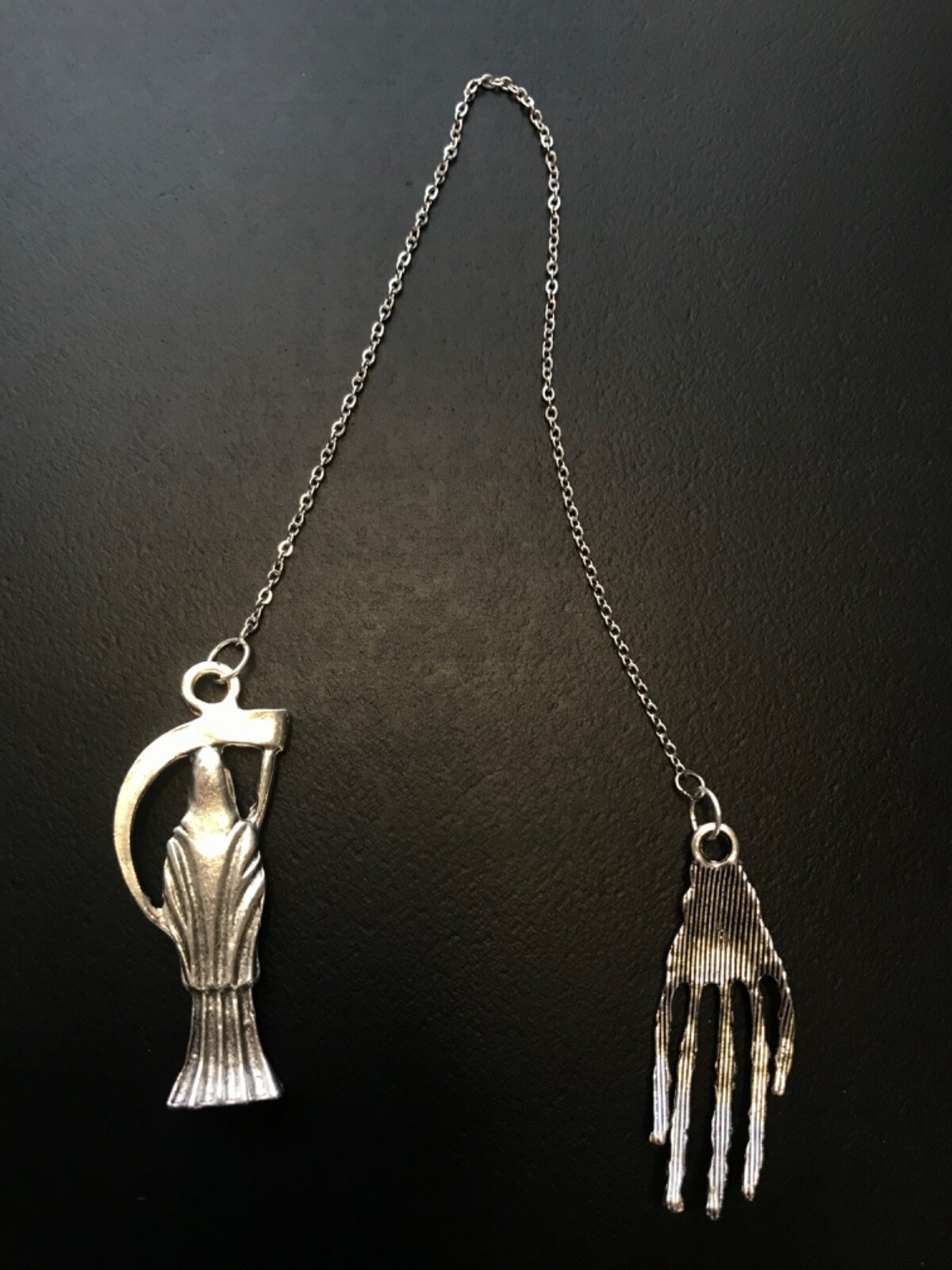 Santa Muerte pendulum Silver 7″ inch chain (Handmade with love) FREE SHIPPING