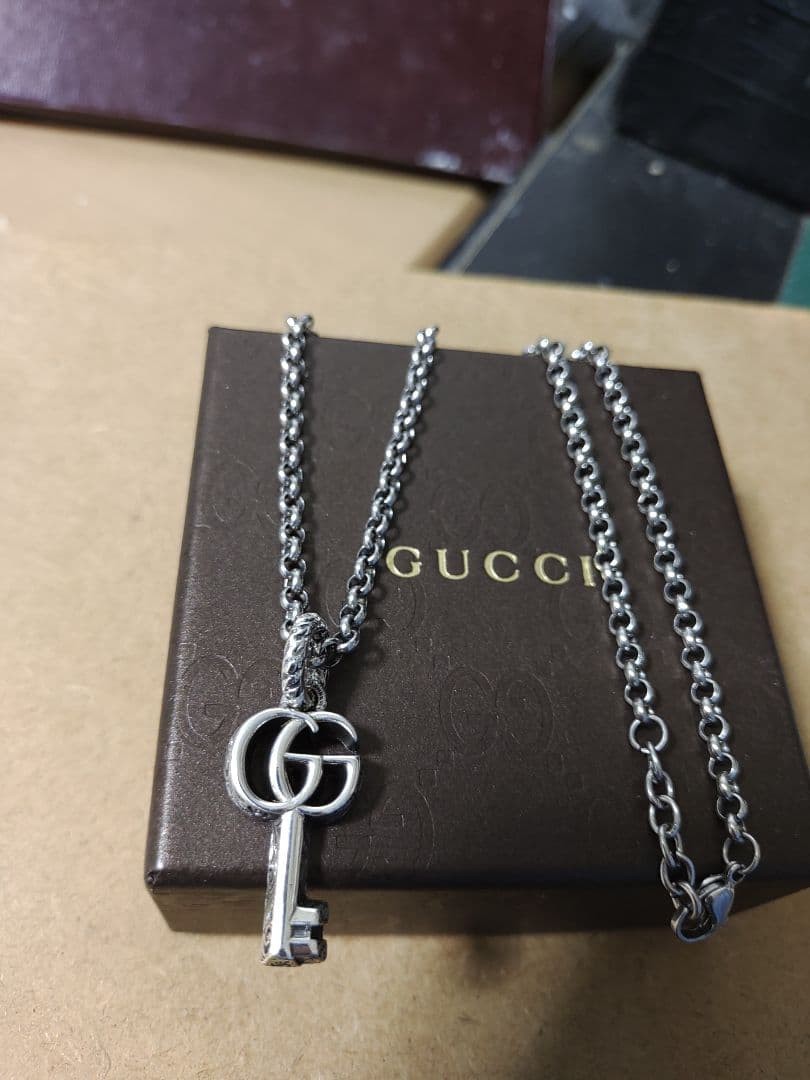 Excellent GUCCI Silver 925 Arabesque Key Necklace – Luxurious Feel, With Box.