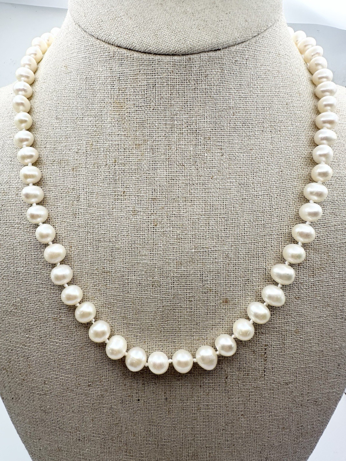 Cultured Freshwater Pearl Necklace Hand Knotted 18” 7.5mm