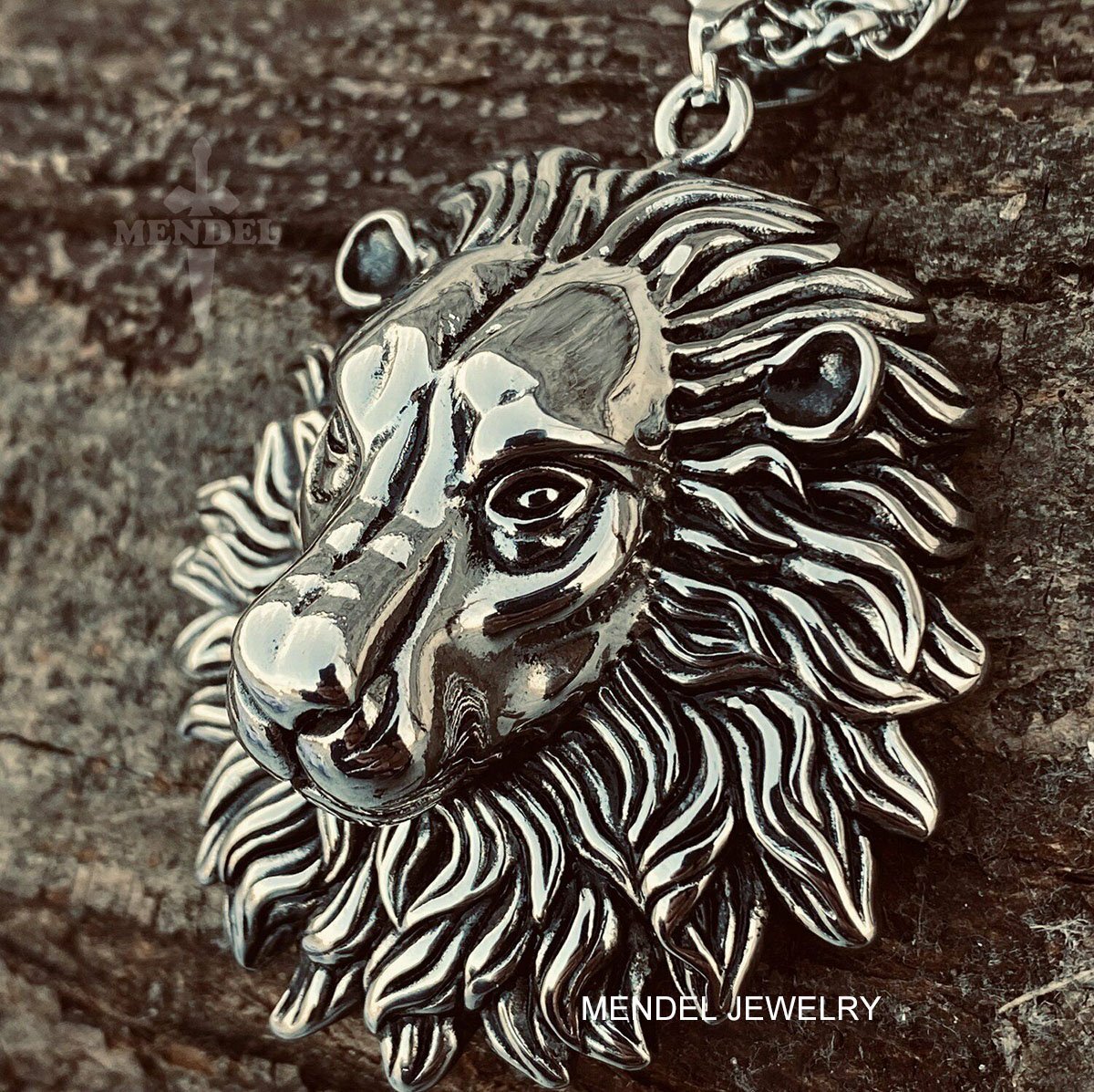 MENDEL Mens Heavy Stainless Steel Large Lion Head 30 Inch Pendant Necklace Chain