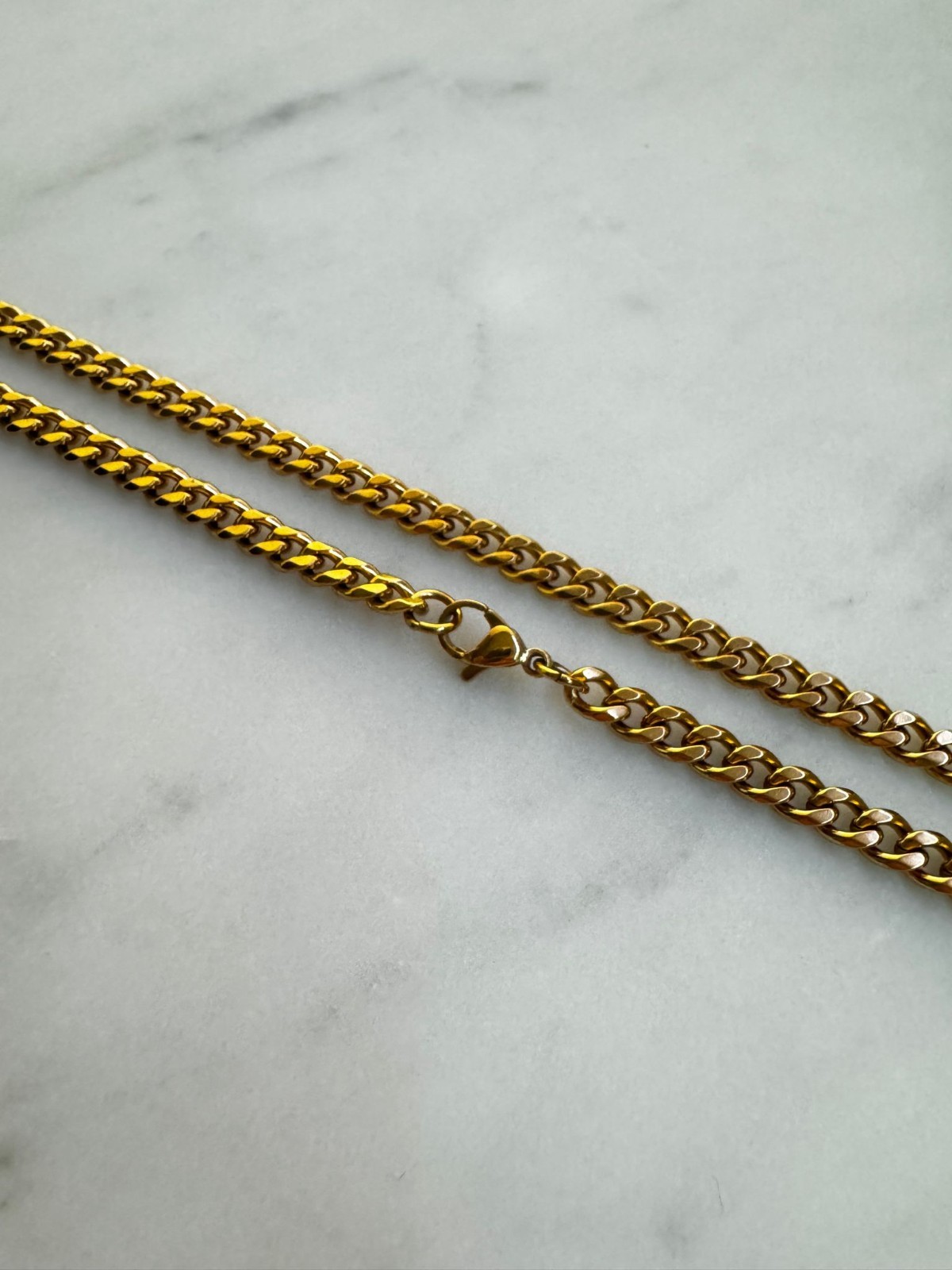 Gold Jordan Necklace – Basketball Necklace – 5mm Cuban – 22″ Cuban Chain – Y2K