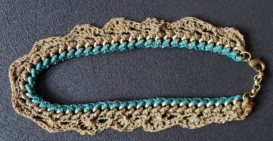 VENESSA ARIZAGA NECKLACE/CHOKER – WOVEN BRASS CHAIN MESH – SILK/COTTON BRAIDED