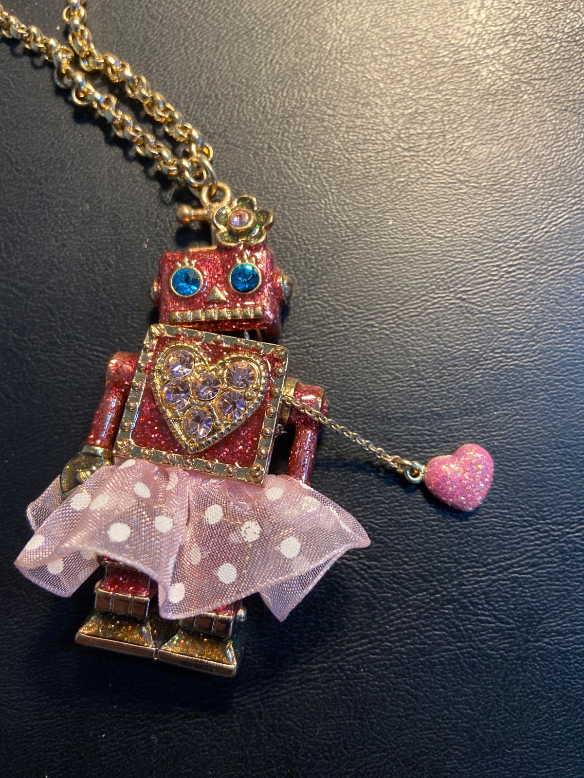 betsey johnson necklace