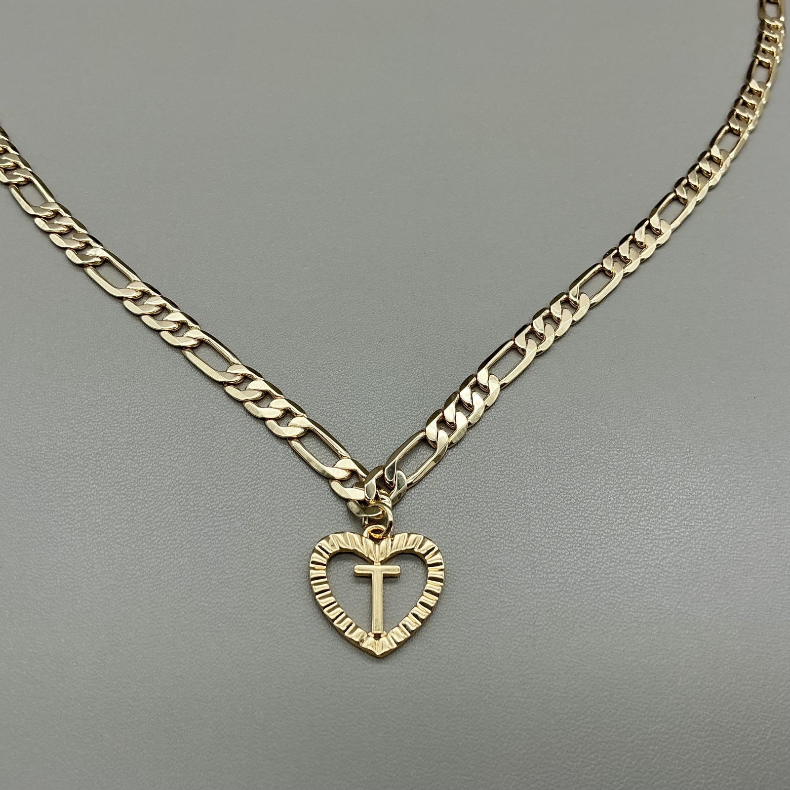Necklace Gold Tone Figaro Chain Heart Initial Letter T Pendant Womens Jewelry
