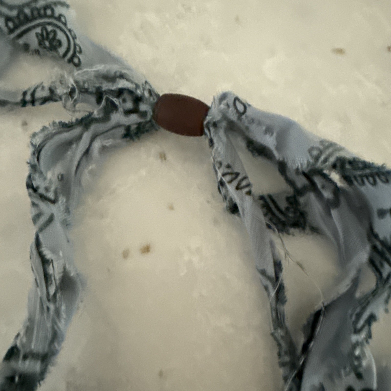 Free People Women’s Necklace/Chocker Chalcedony Stone NWOT MSRP $38 j49