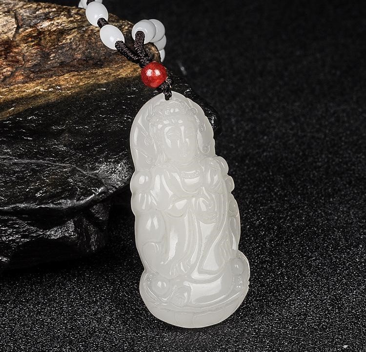 Fashion Beautiful Natural Hand-carved China Green/White Jade KWAN-YIN Pendant AA