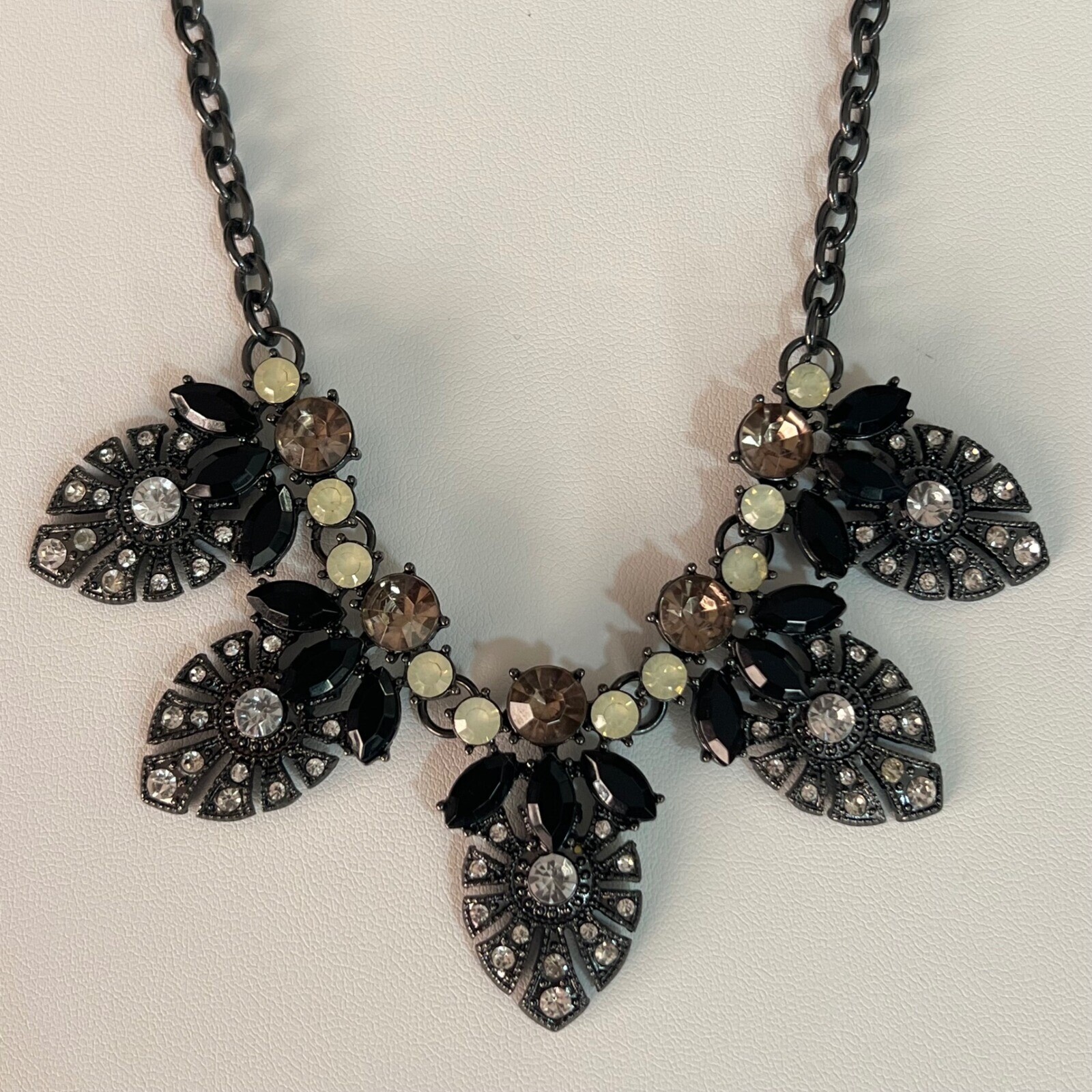 Statement Necklace Rhinestone Bib Necklace Party Jewelry 28 in Black