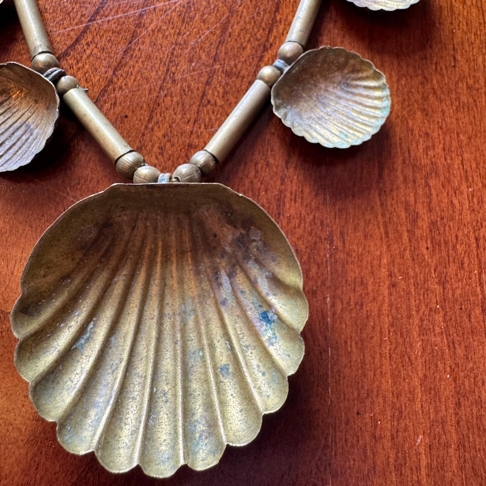 VTG Brass Seashell Statement Necklace Gold Tone Coastal Beach Jewelry Boho 16”