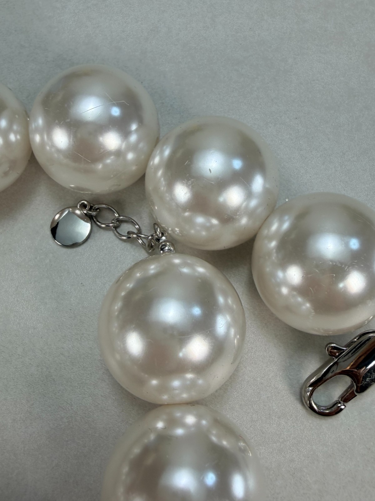 Zara Harry Lambert Disney OversizedBead Pearl Necklace Woman