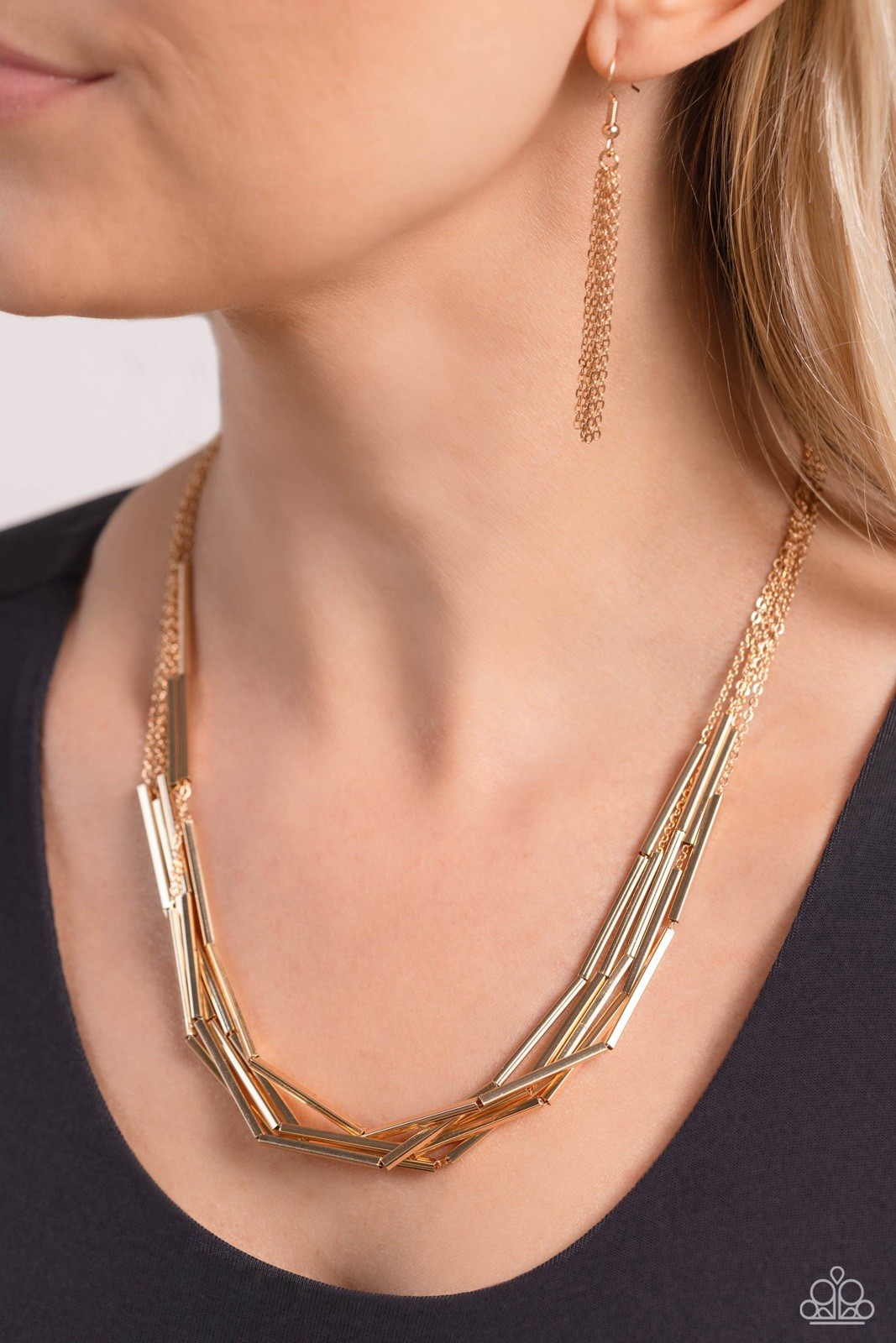 New Paparazzi Jewelry-Dynamic Default Necklace-Gold