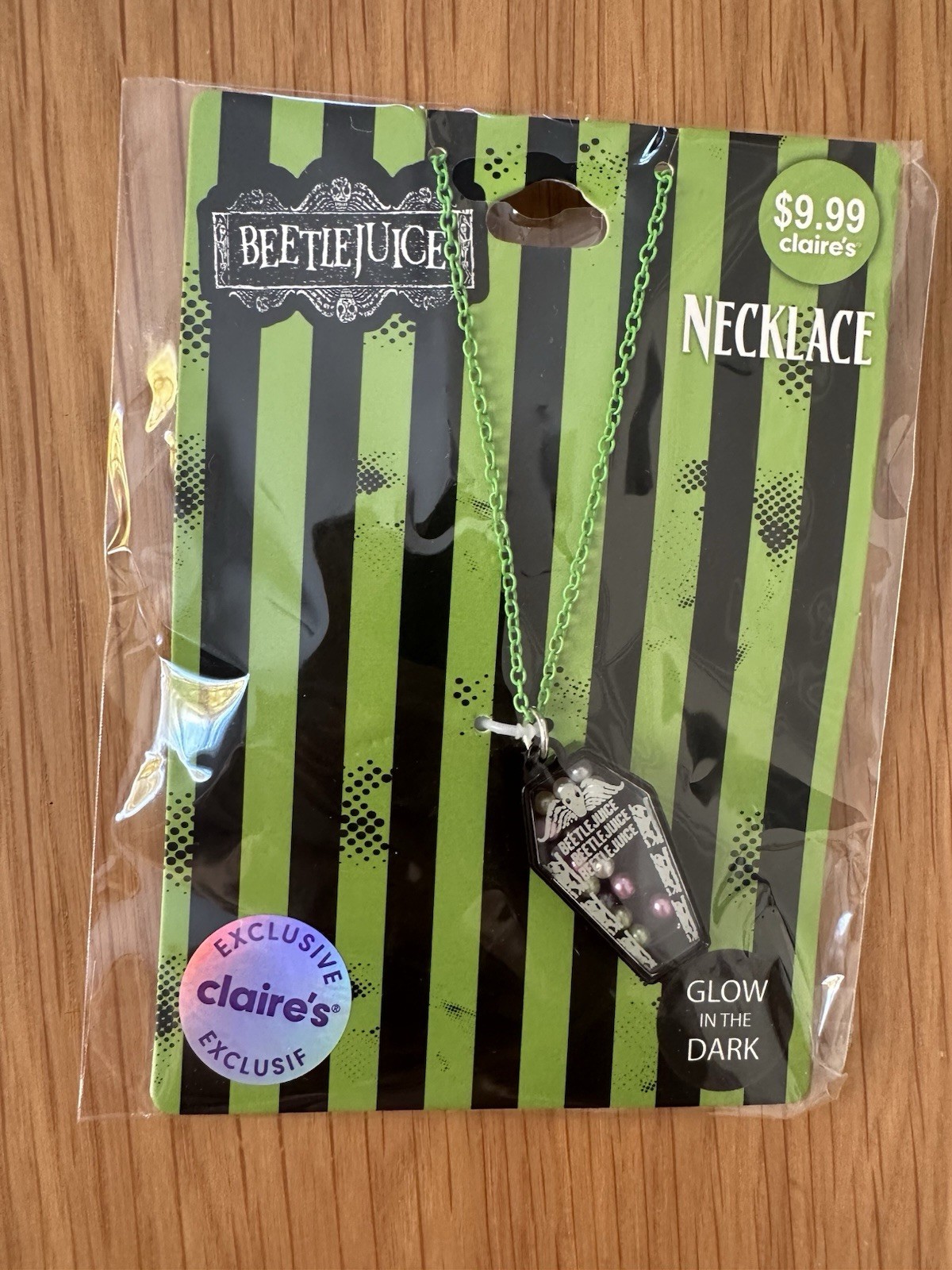 NWT Claire’s Exclusive BeetleJuice Glow In The Dark Necklace! 👻