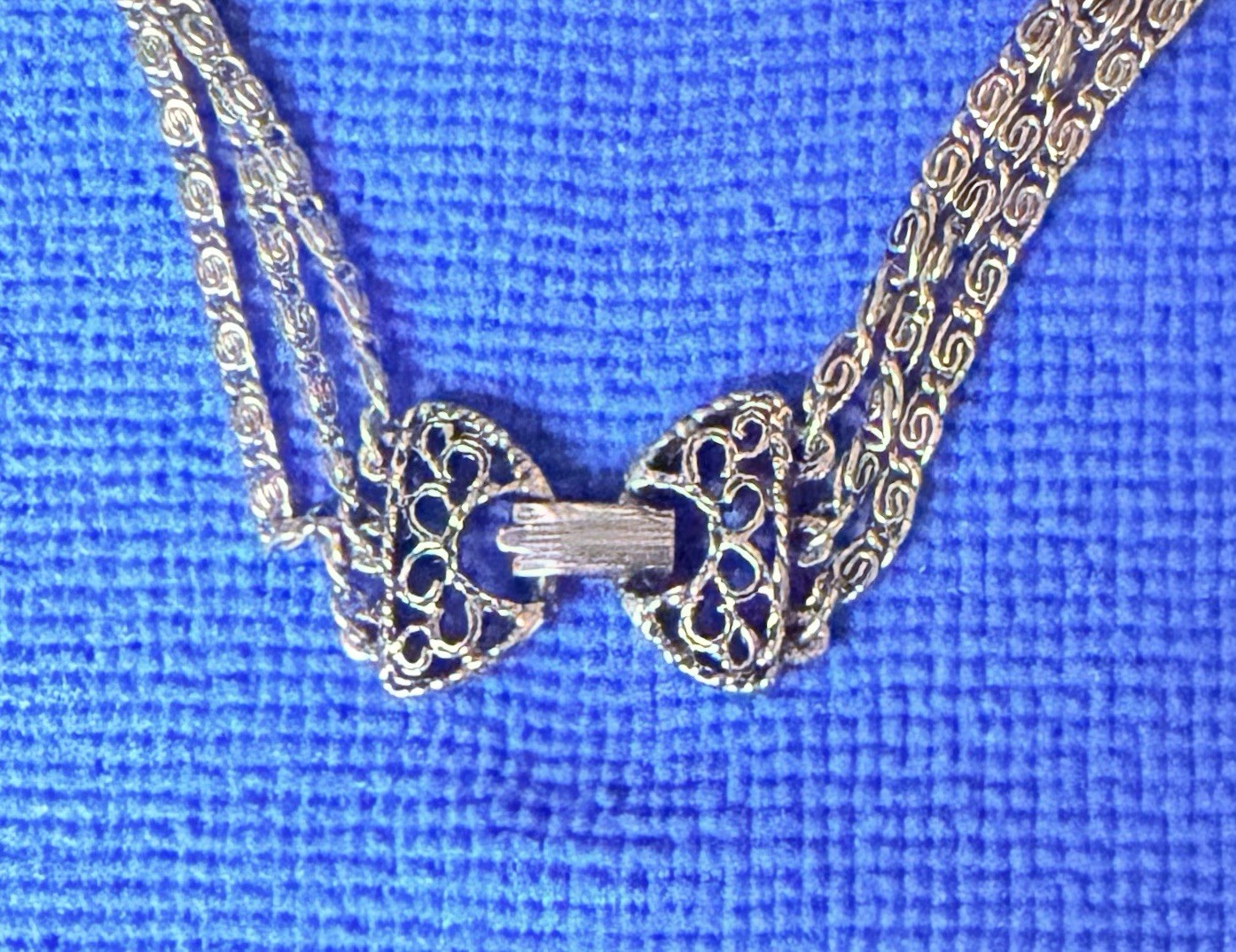 Vintage Silver Tone Metal Chain With Glass Pendant Necklace/ By Goldette