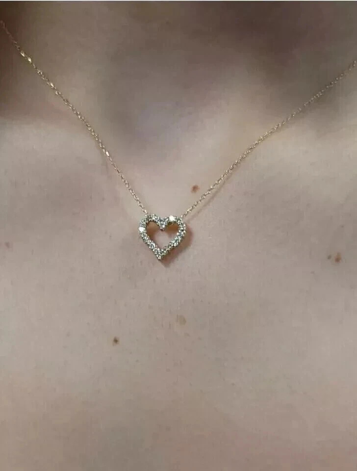 1.50Ct Round Cut Simulated Diamond Heart Pendant Necklace 14K Yellow Gold Plated