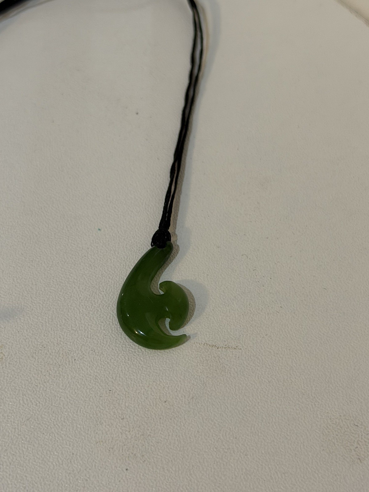 Authentic Maori Hei Matau Fish Hook Koru Pounamu Greenstone Nephrite Jade