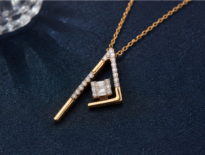 1.00Ct Geometric Triangle Simulated Diamond Pendant Necklace 925 Sterling Silver