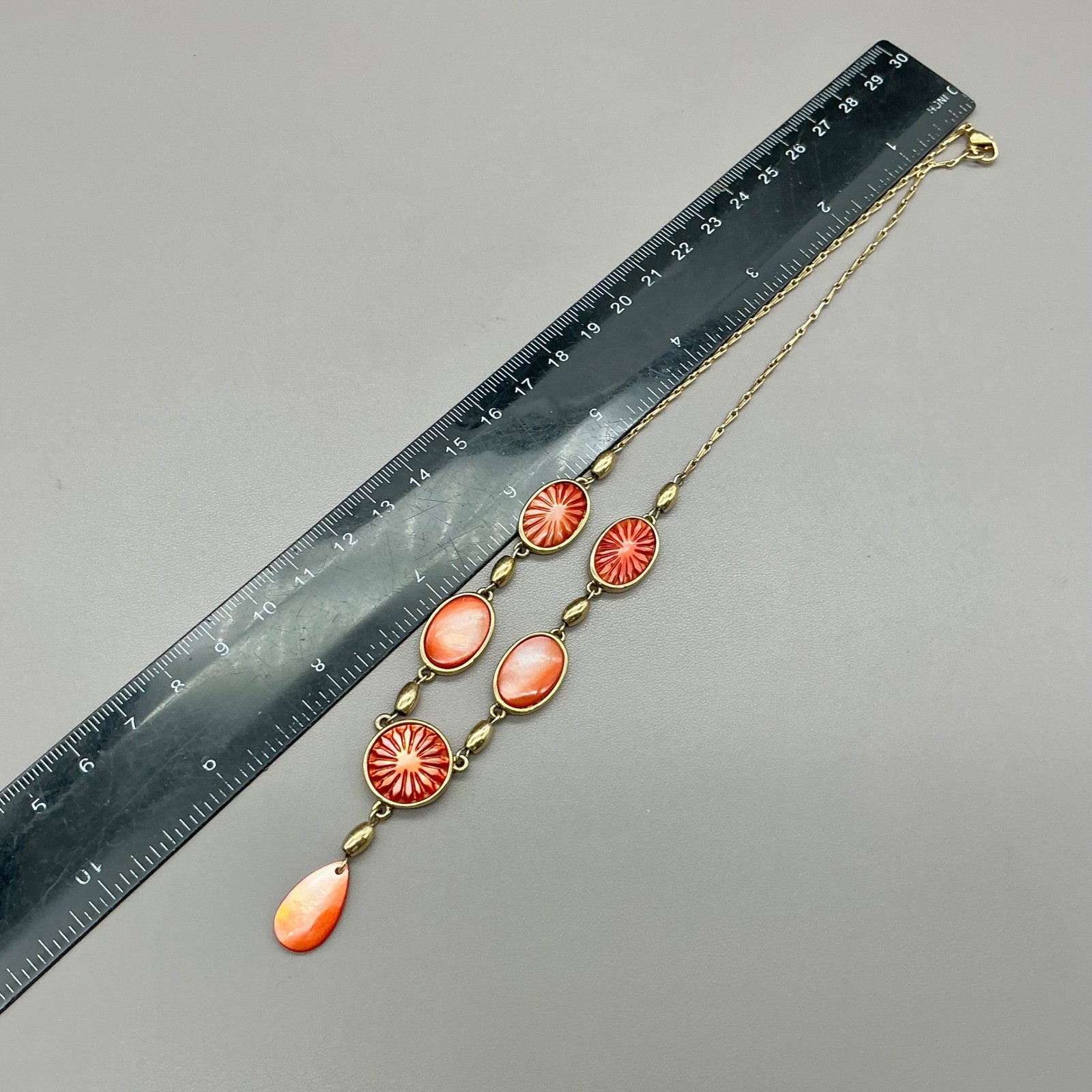 Necklace Gold Tone Orange Faux Shell Inlay Drop Statement Necklace 18″