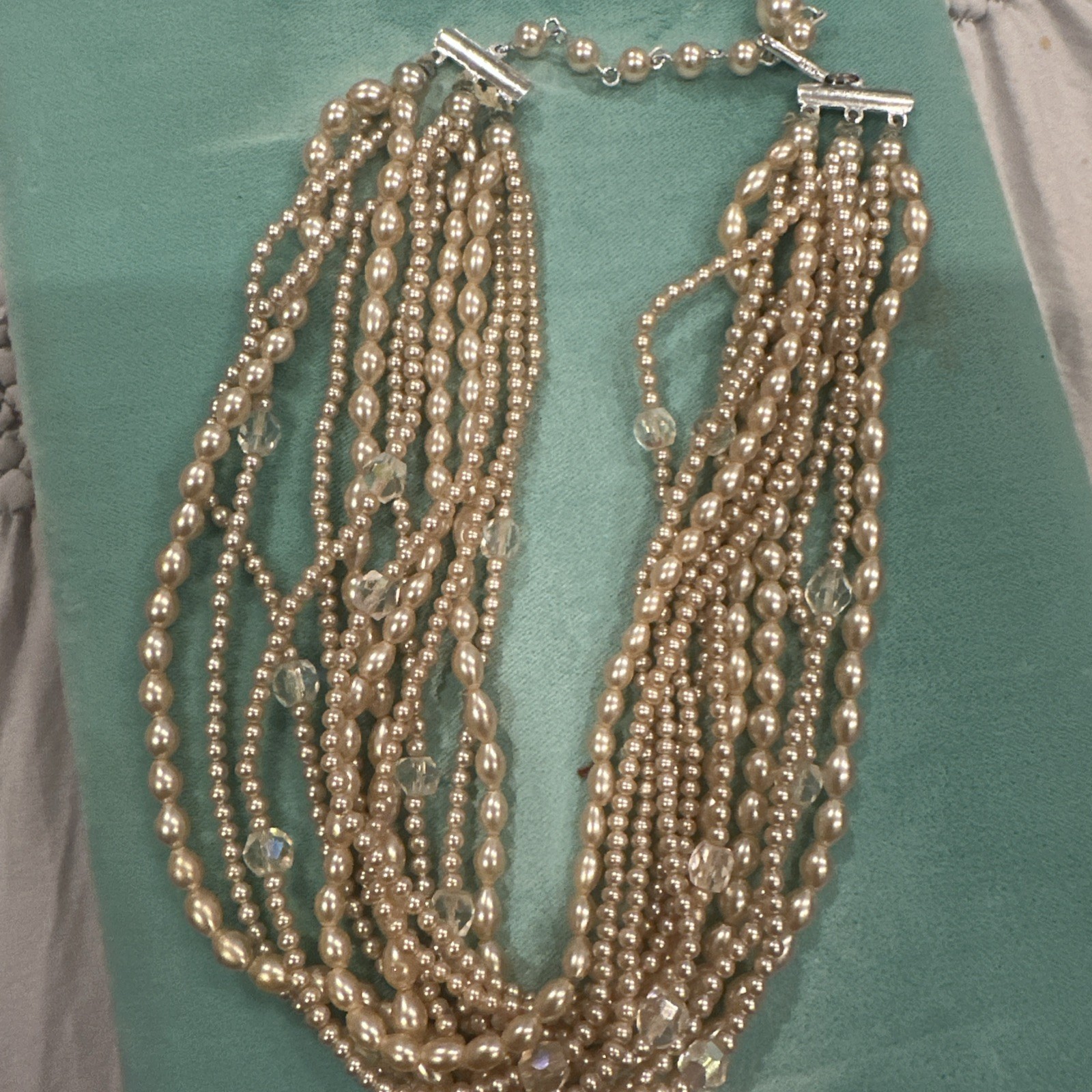 Pearl Fashion Jewelry Necklace 17 Inches